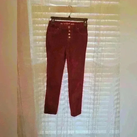 EUC girls Cat & Jack burgundy corduroy pants, sz 10, $12 - Picture 1 of 4